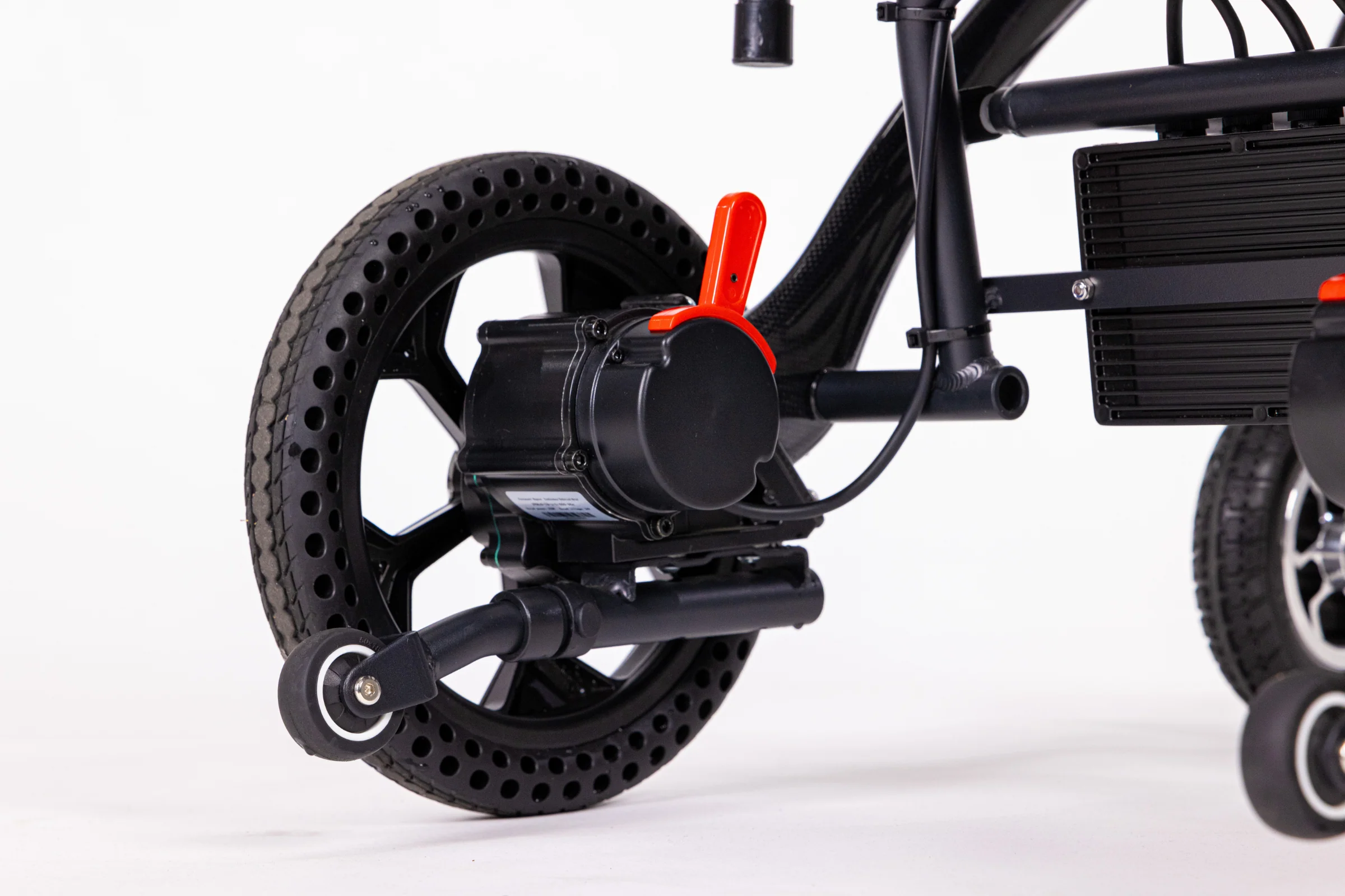 KCare Ultra Ryder Carbon Fibre Folding Powerchair - Image 6
