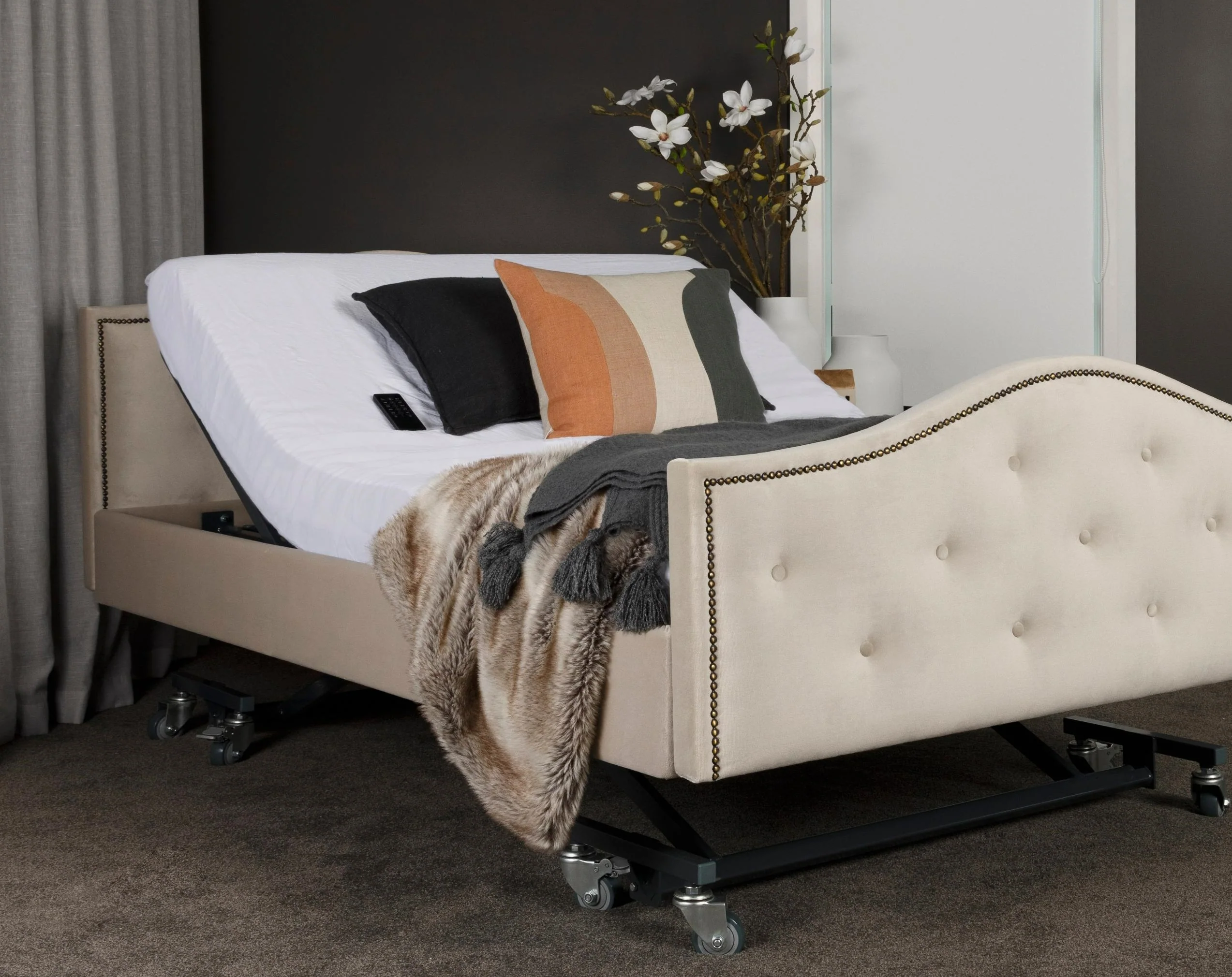 MediSleep IC777 - Hi-Lo Adjustable Base - Image 3